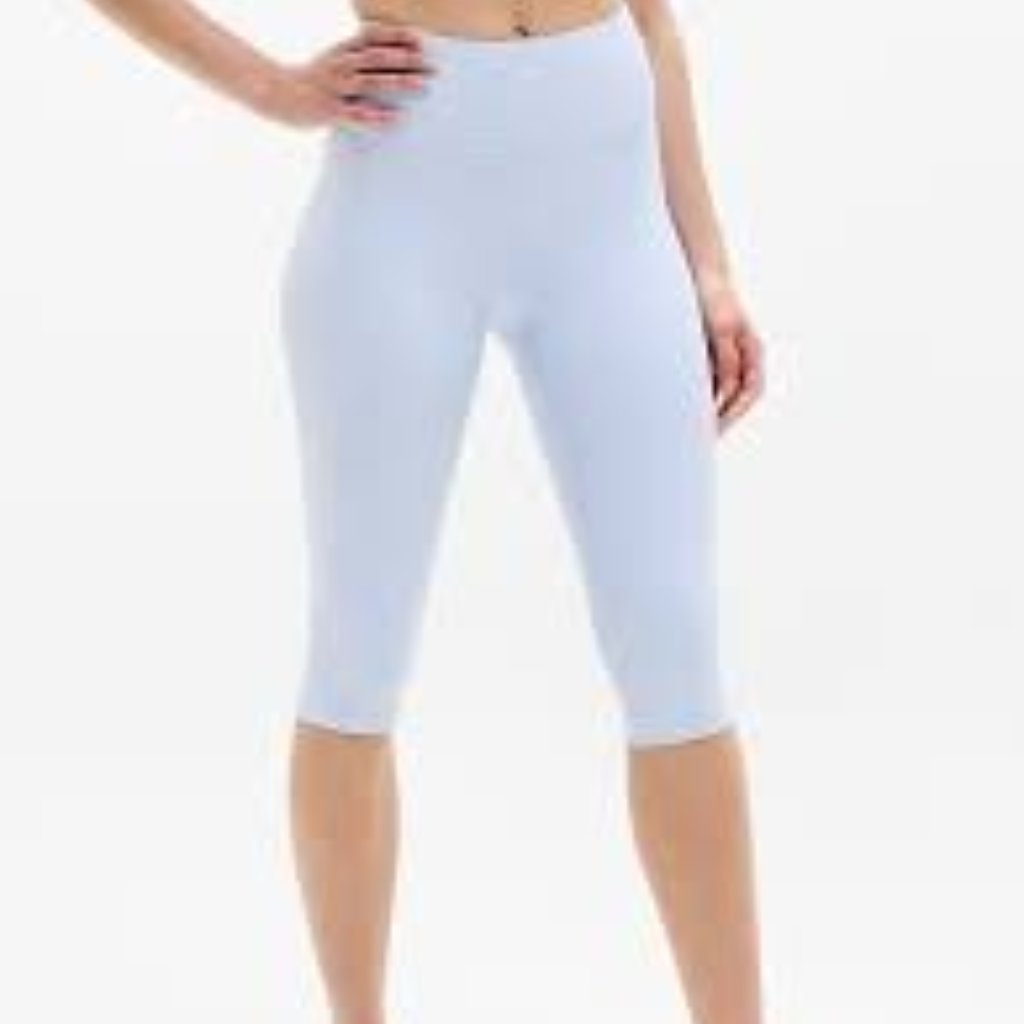 Athleta Pacesetter Crop In Blue